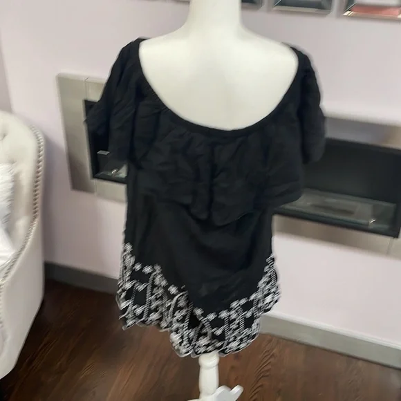 ♡ Old Navy dress - Picture 3 of 4